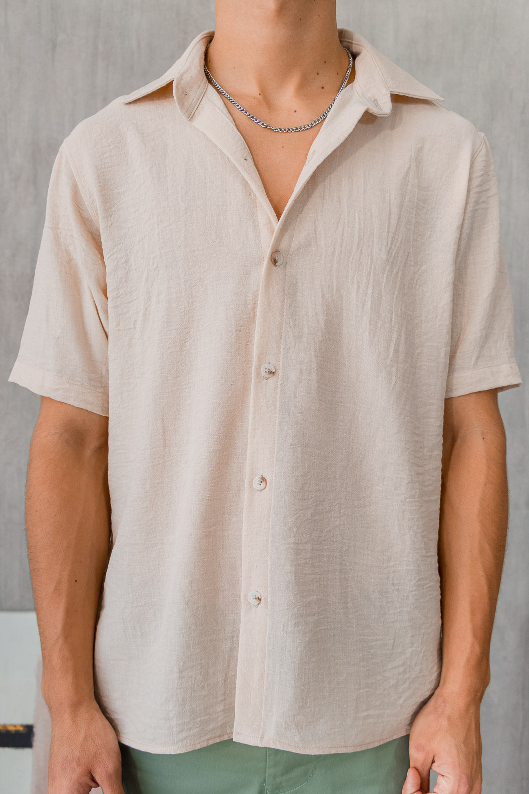 Camisa Capri - Beige Clásico + COLLAR GRATIS