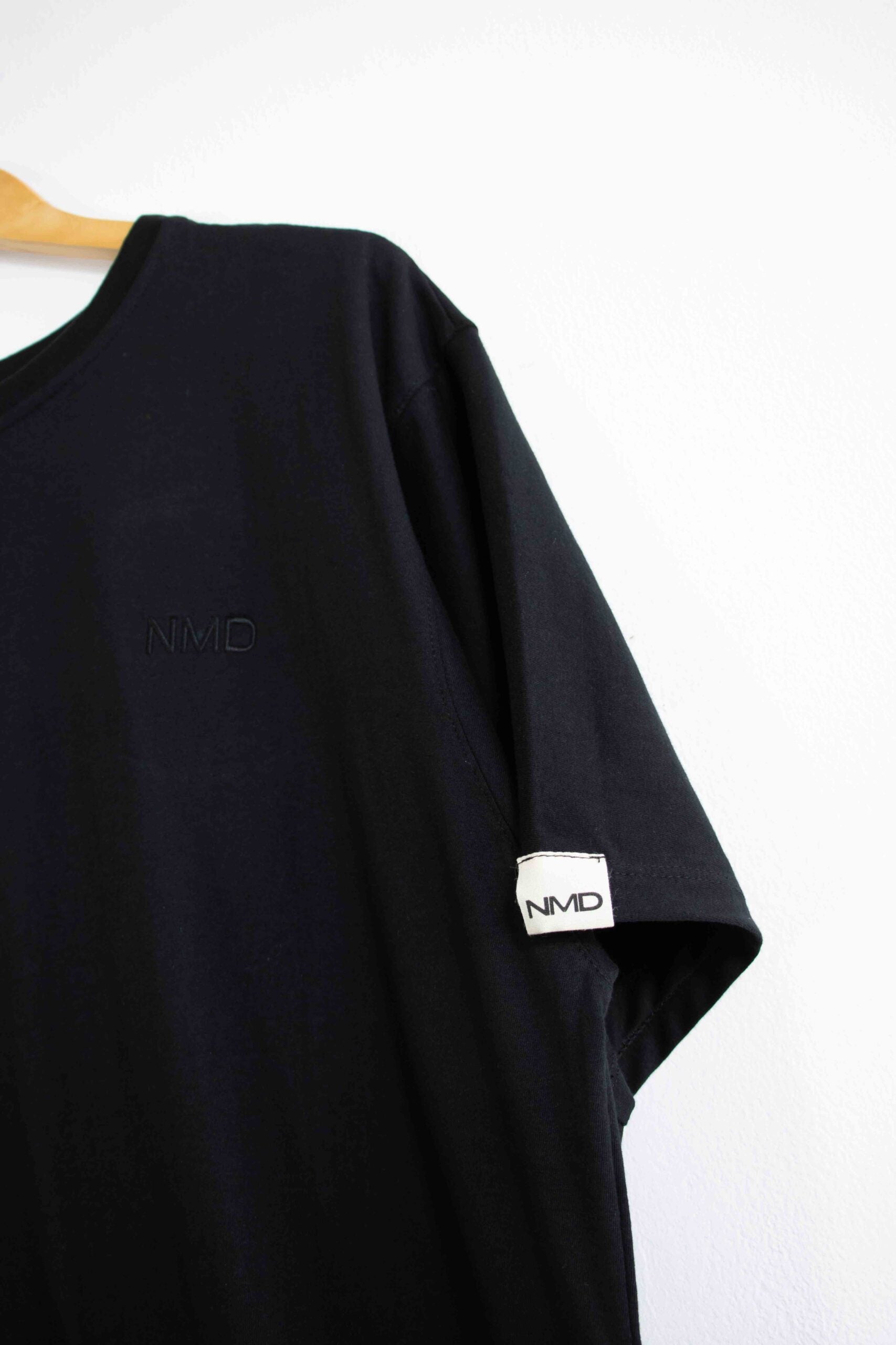 T - SHIRT - CHERRY