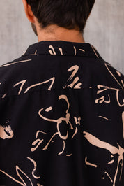 Camisa Malibú - Negro Estampado