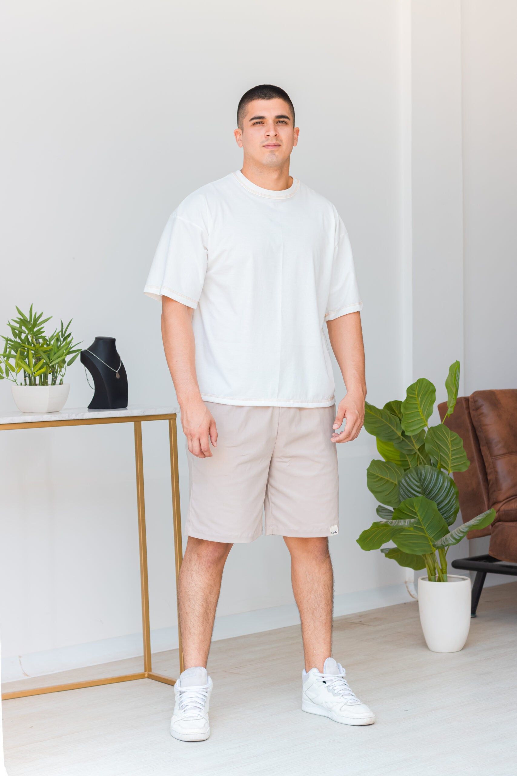BOXY TEE - WHITE