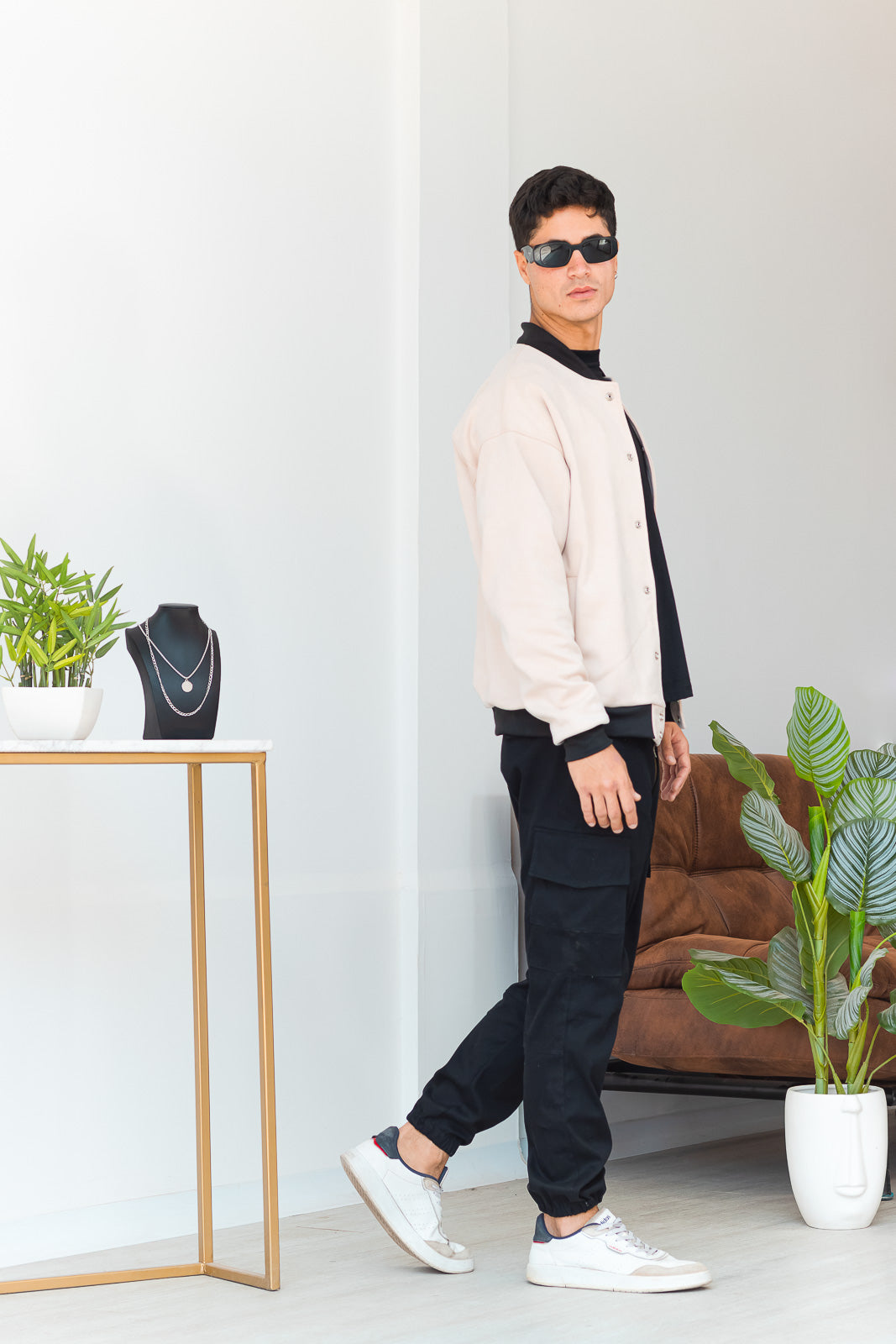 BOMBER JACKET - NUDE